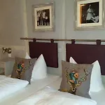 Hotel Nuhnetal 3*