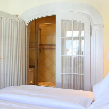 Nuhnetal Hotel 3*