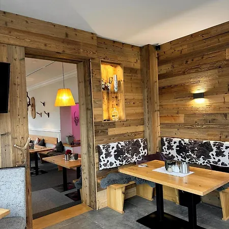 Hotel Nuhnetal 3*