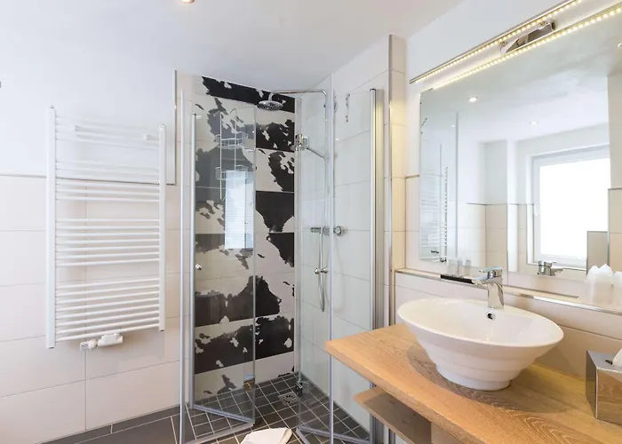 Готель Nuhnetal 3*